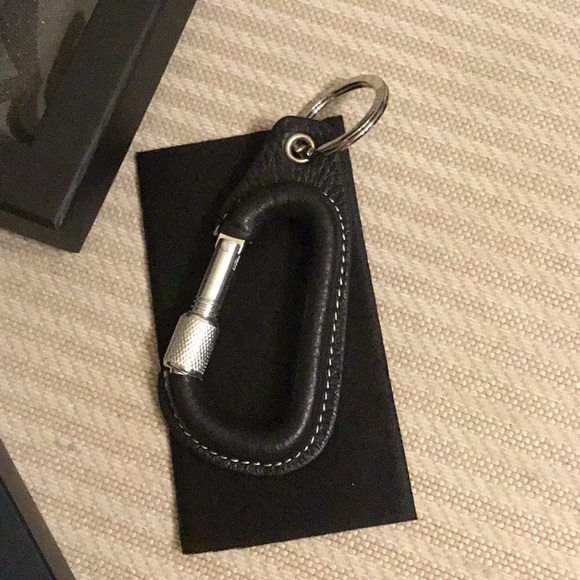 Land Rover carabiner Keyring and box - Picture 6 of 8